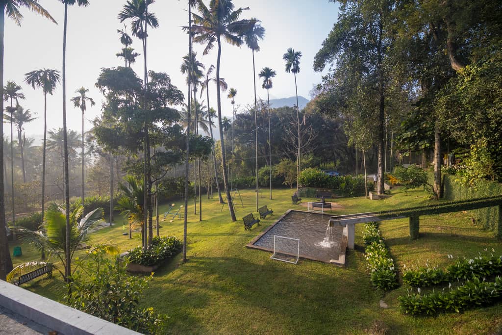 davis-farm-house-pool